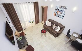 Arkadia Palace Luxury Apartments